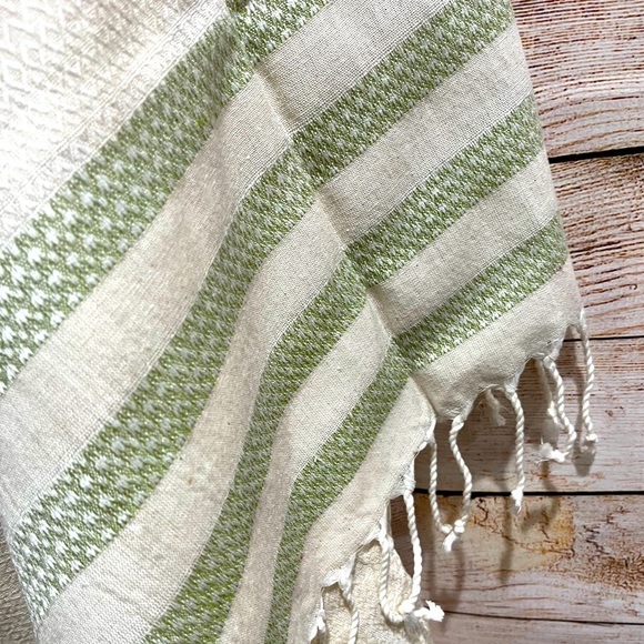 NWOT-Luxury Turkish Beach Towel - Picture 3 of 6